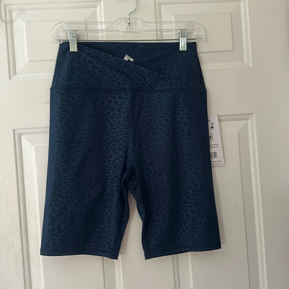 RBX BLUE LEOPARD ATHLETIC SHORTS: NEW WITH TAGS: SIZE M